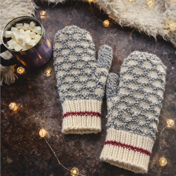 Hand Crafted Accessories - Genuine Wool Newfoundland Mittens